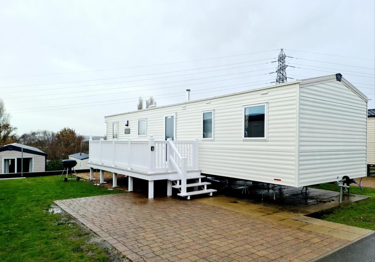 Escape City Caravan Lytchett Minster المظهر الخارجي الصورة
