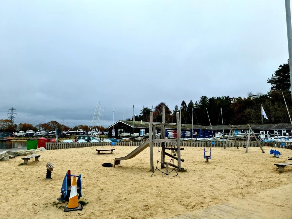 Escape City Caravan Lytchett Minster المظهر الخارجي الصورة